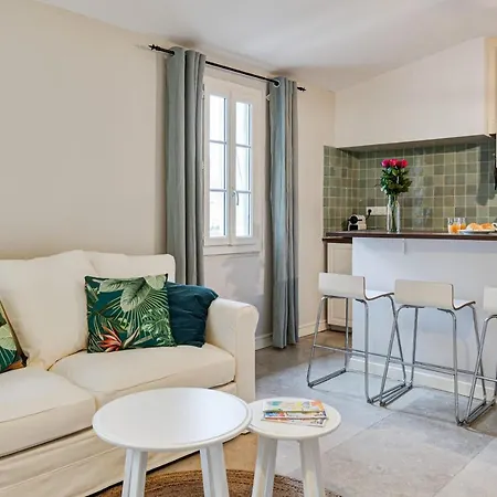 Appartement Des Tresoriers - Welkeys Montpellier Exterior photo